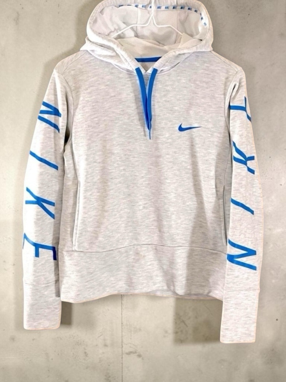 Nike Dri-Fit Cropped Light Gray Logo Hoodie Oversized Sweatshirt